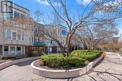 403 - 1 COLUMBUS AVENUE Ottawa, ON K1K 4L1