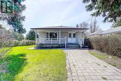 93 CLARK AVENUE Markham, ON L3T 1S7