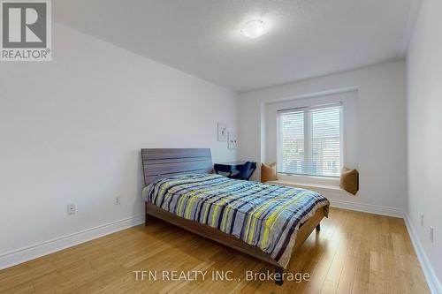 24 Lucerne Drive, Vaughan, ON - Indoor Photo Showing Bedroom
