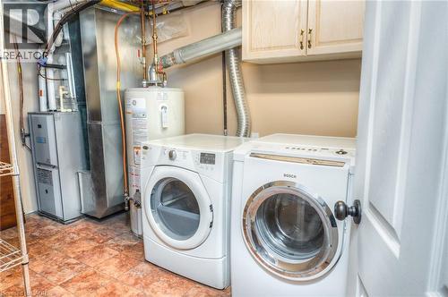 46 2 Avenue, Kitchener, ON - Indoor Photo Showing Laundry Room