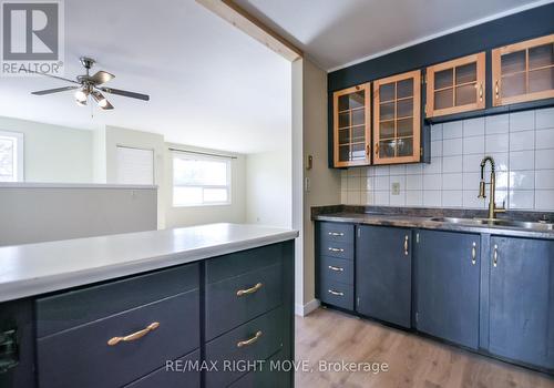 162 Pratt Crescent, Gravenhurst, ON - Indoor Photo Showing Kitchen With Double Sink