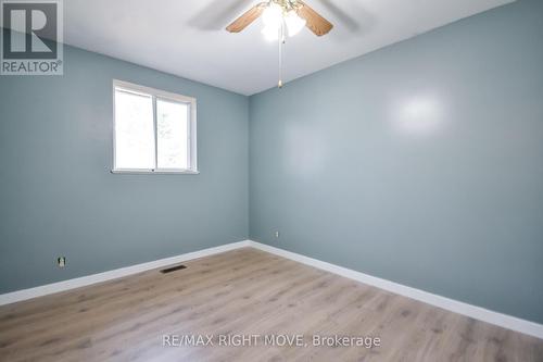 162 Pratt Crescent, Gravenhurst, ON - Indoor Photo Showing Other Room