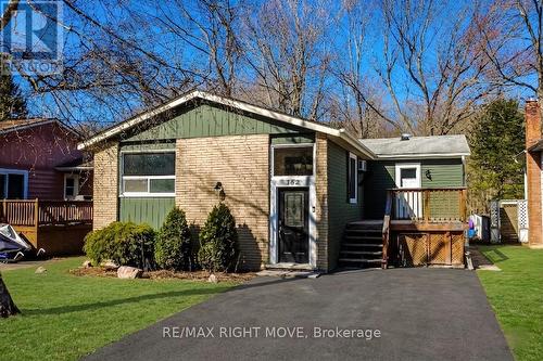 Photo is Digtially Staged. - 162 Pratt Crescent, Gravenhurst, ON - Outdoor