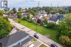 10 KNAPMANS Drive  Hamilton, ON L8H 7E8