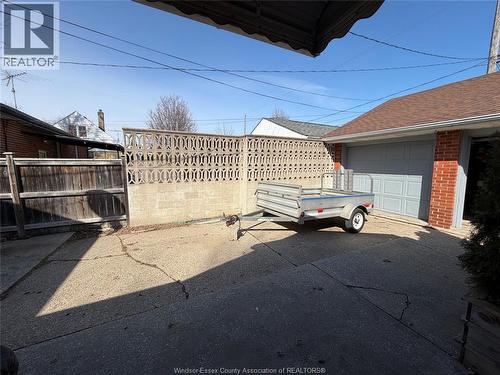 858 Laporte, Windsor, ON - Outdoor With Exterior