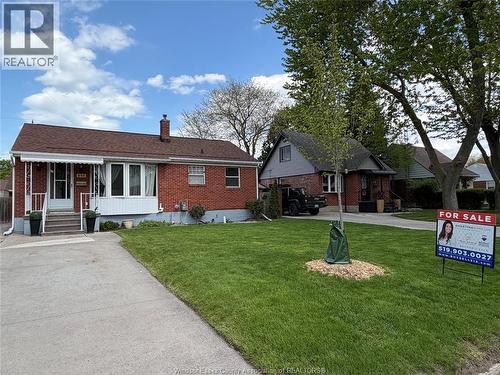858 LAPORTE  Windsor, ON N8S 3R4