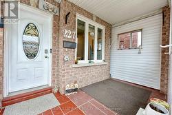 227 EARLSCOURT AVENUE Toronto, ON M6E 4B4