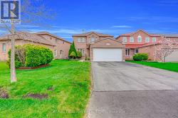 4 NOVELLA PLACE Brampton, ON L6S 5X1