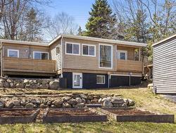3166 Purcells Cove Road Halifax, NS B3P 2G5