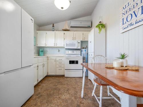 29 Island View Crescent, Caribou River, NS 