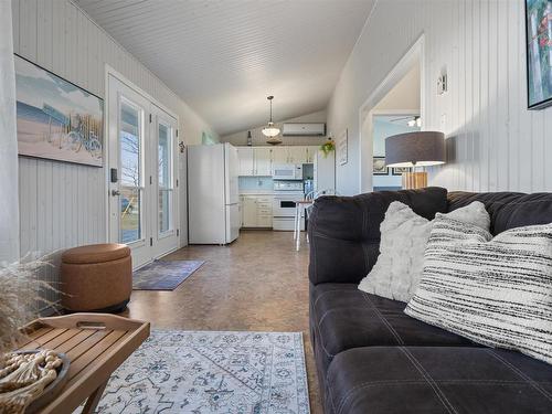 29 Island View Crescent, Caribou River, NS 