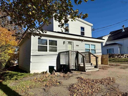 128 Main Street, Springhill, NS 