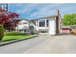 118 Murray Drive Penticton, BC V2A 7E4