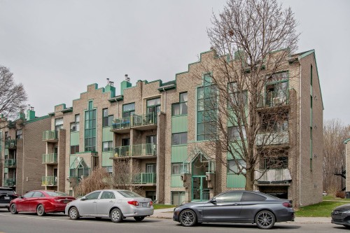 2-770 Av. Ampère  Laval (Laval-Des-Rapides), QC H7N 6G7