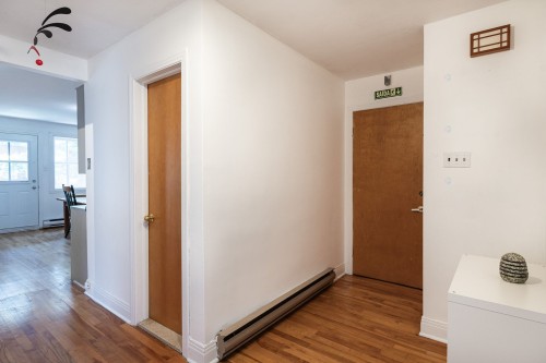 Mud Room - 5644  - 5646 Rue Chabot, Montréal (Rosemont/La Petite-Patrie), QC 
