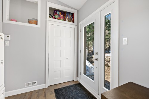 Hall d'entrée/Vestibule - 3732 Ch. Du Mont-Sauvage, Sainte-Adèle, QC - Indoor Photo Showing Other Room
