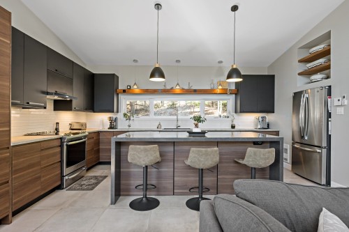 Cuisine - 3732 Ch. Du Mont-Sauvage, Sainte-Adèle, QC - Indoor Photo Showing Kitchen With Upgraded Kitchen
