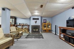 Family Room - 