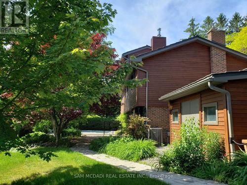 1460 Halyard Court, Mississauga, ON - Outdoor
