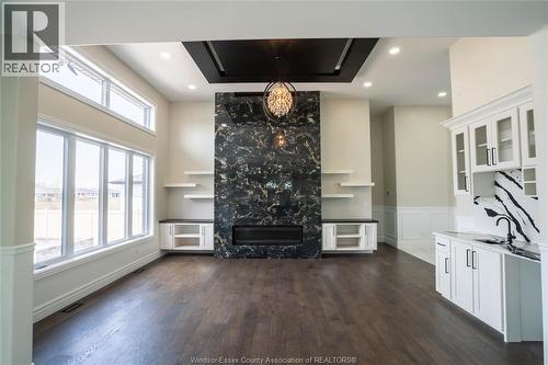 9 Cypress Pointe, Leamington, ON - Indoor With Fireplace