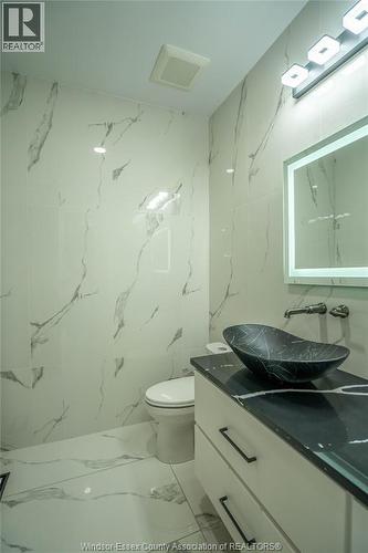 9 Cypress Pointe, Leamington, ON - Indoor Photo Showing Bathroom