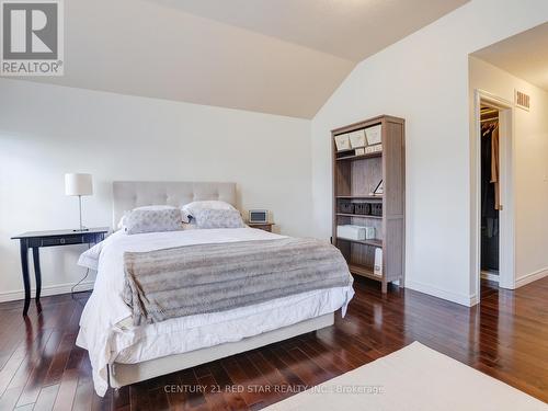 631 Doon South Drive, Kitchener, ON - Indoor Photo Showing Bedroom
