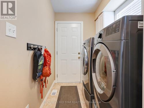 631 Doon South Drive, Kitchener, ON - Indoor Photo Showing Laundry Room
