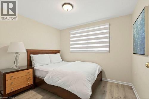 20 St. Charles Drive, Thorold, ON - Indoor Photo Showing Bedroom