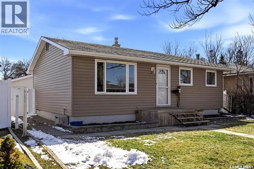 87 Carmichael ROAD  Regina, SK S4R 0C6