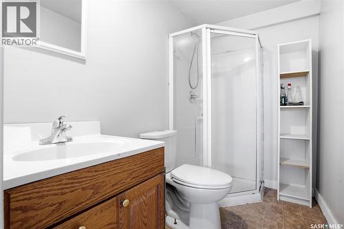 87 Carmichael Road, Regina, SK - Indoor Photo Showing Bathroom