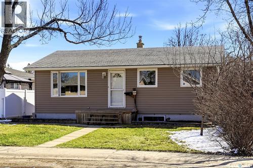 87 Carmichael Road, Regina, SK - Outdoor