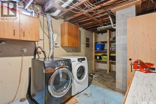 2022 Easthill, Saskatoon, SK - Indoor Photo Showing Laundry Room