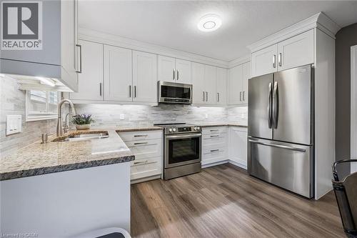 79 Fairlake Drive, Cambridge, ON - Indoor Photo Showing Kitchen With Stainless Steel Kitchen With Double Sink With Upgraded Kitchen