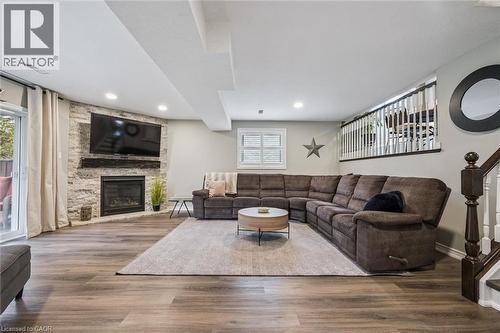 79 Fairlake Drive, Cambridge, ON - Indoor Photo Showing Living Room With Fireplace