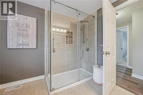 79 Fairlake Drive, Cambridge, ON - Indoor Photo Showing Bathroom
