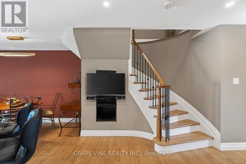 142 College Circle, Ottawa, ON - Indoor Photo Showing Other Room