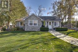 131 MINNETONKA ROAD Innisfil, ON L9S 2V8