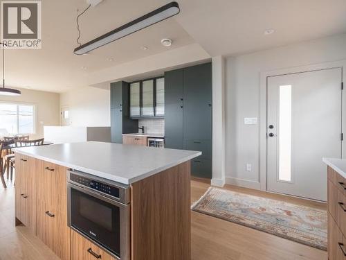 5461 Maple Ave, Powell River, BC - Indoor Photo Showing Kitchen