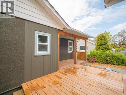 5461 Maple Ave, Powell River, BC - Outdoor With Deck Patio Veranda With Exterior