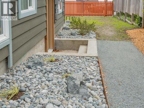 5461 Maple Ave, Powell River, BC - Outdoor