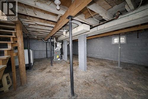 3463 Harris Street, Windsor, ON - Indoor Photo Showing Basement