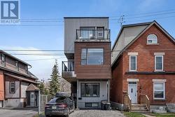 99B CONCORD STREET N  Ottawa, ON K1S 0Y7