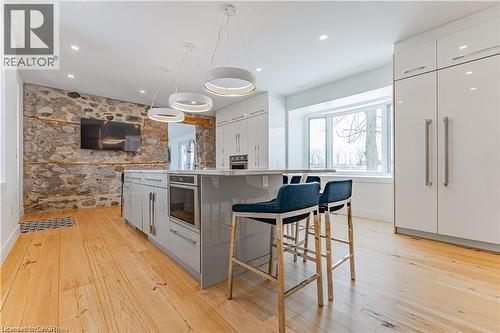 1748 Centre Road, Flamborough, ON - Indoor Photo Showing Kitchen