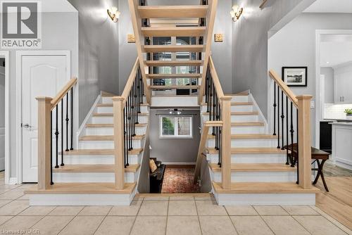 5901 Chercover Court, Burlington, ON - Indoor Photo Showing Other Room