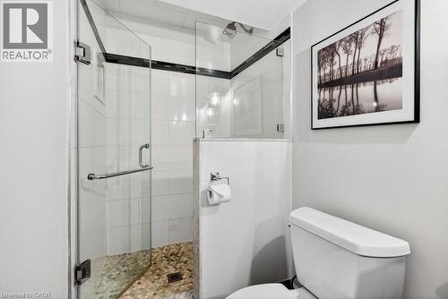5901 Chercover Court, Burlington, ON - Indoor Photo Showing Bathroom