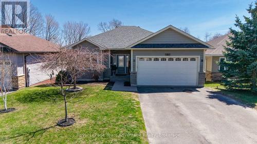 8 AVERY COURT  Parry Sound, ON P2A 3C4