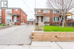 63 HAVERSON BOULEVARD Toronto, ON M6M 3J8