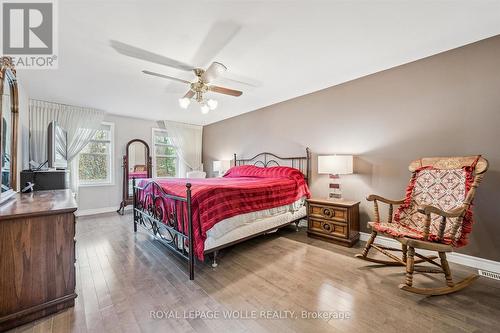 42 Trailview Drive, Kitchener, ON - Indoor Photo Showing Bedroom