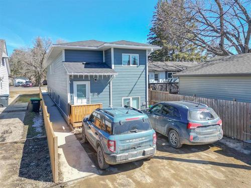 1536 9Th Street, Brandon, MB - Outdoor