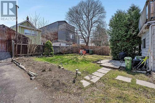 11 Sherbrooke Avenue, Ottawa, ON - Outdoor